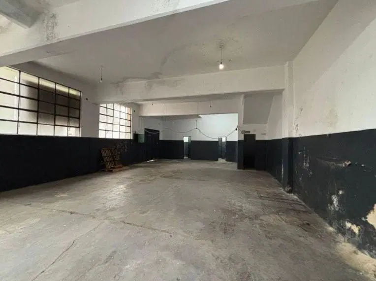 GALPÓN EN ALQUILER 130m2 EN VILLA LYNCH 1