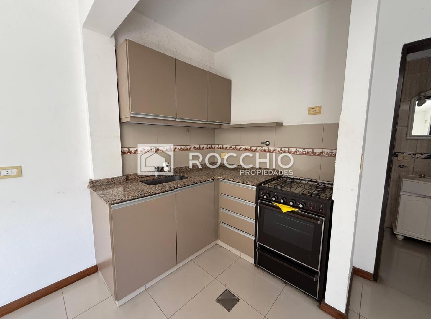 Foto de Departamento en alquiler 2 ambientes J.L Suárez, imagen 2
