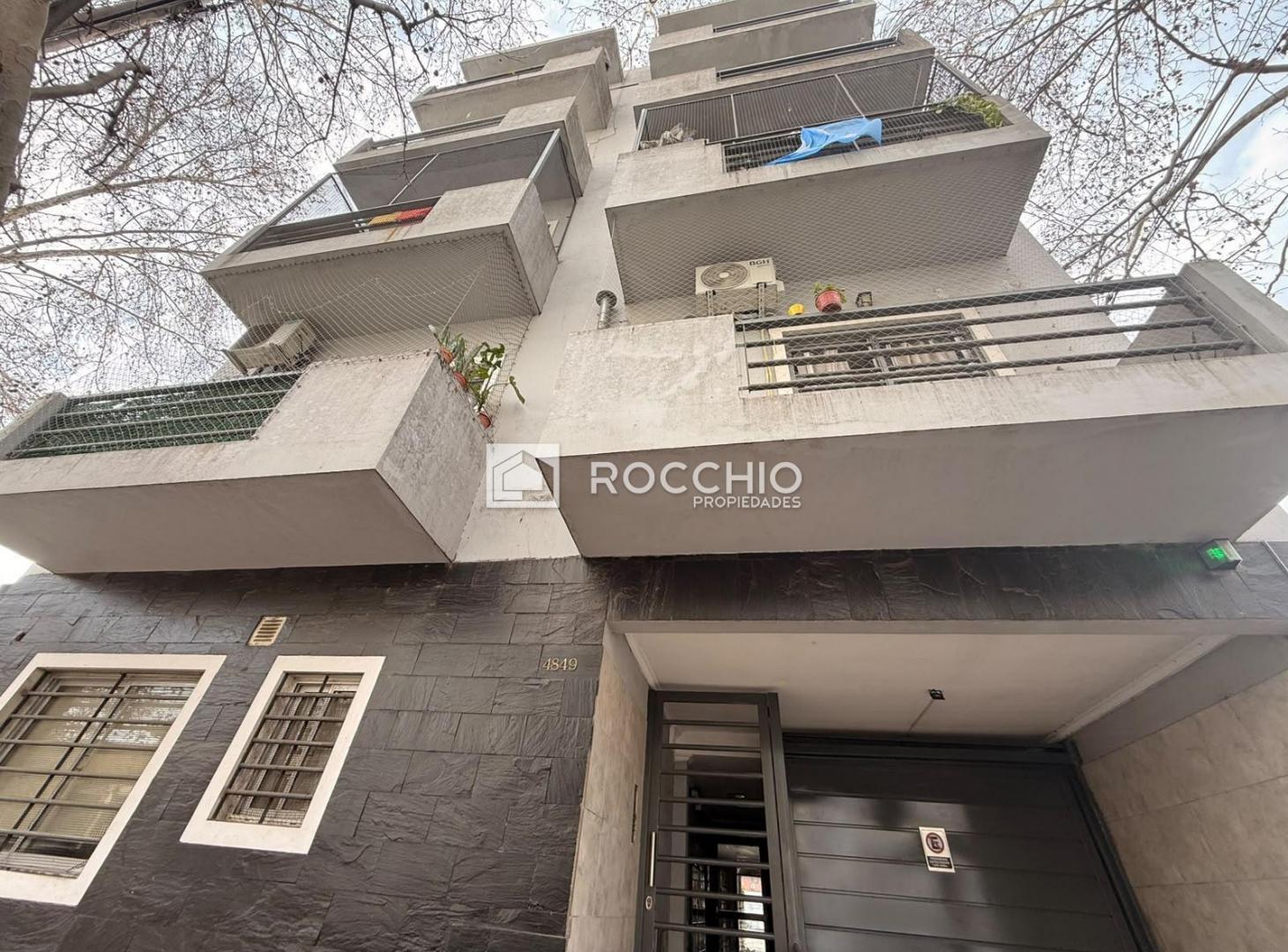 Foto de Departamento 2 ambientes con cochera en Villa Ballester, imagen 2