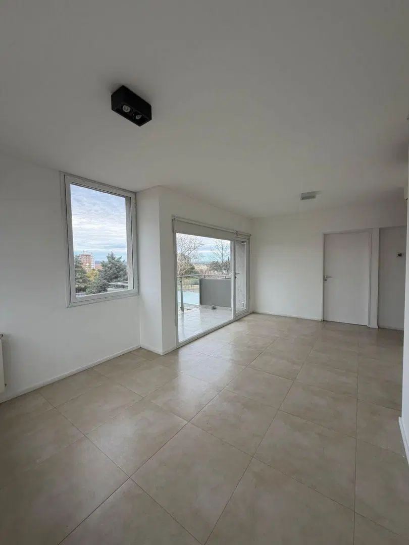 Casa 2 ambientes. | Santiago Del Estero al 900 3