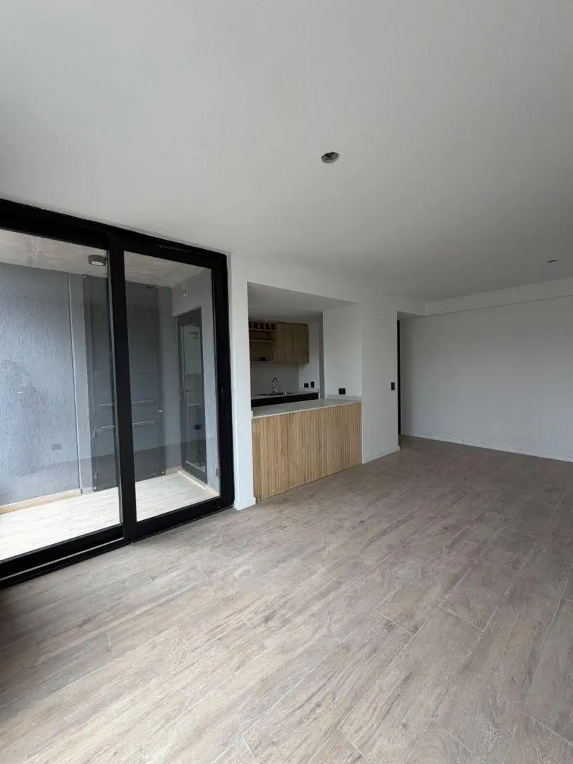 Departamento 2 ambientes. | AV san juan al 1000 4