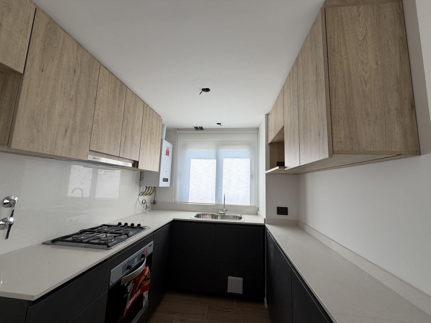 Foto de Venta departamento 93 m2 con cochera. B* Santa Genoveva . Neuquén, imagen 3