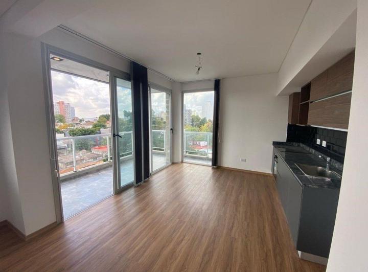 DEPARTAMENTO NUEVO. TORRE MAS ALTA DE BERAZATEGUI. 2