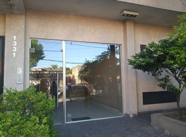 Departamento en venta Lanús Este centro impecable 1