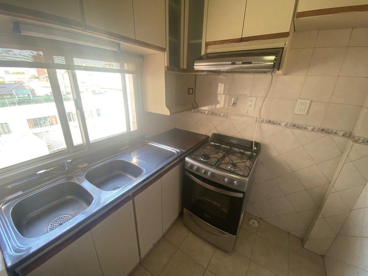 Foto de VENTA DE 3 AMBIENTES REFACCIONADO APTO CRÉDITO, imagen 5