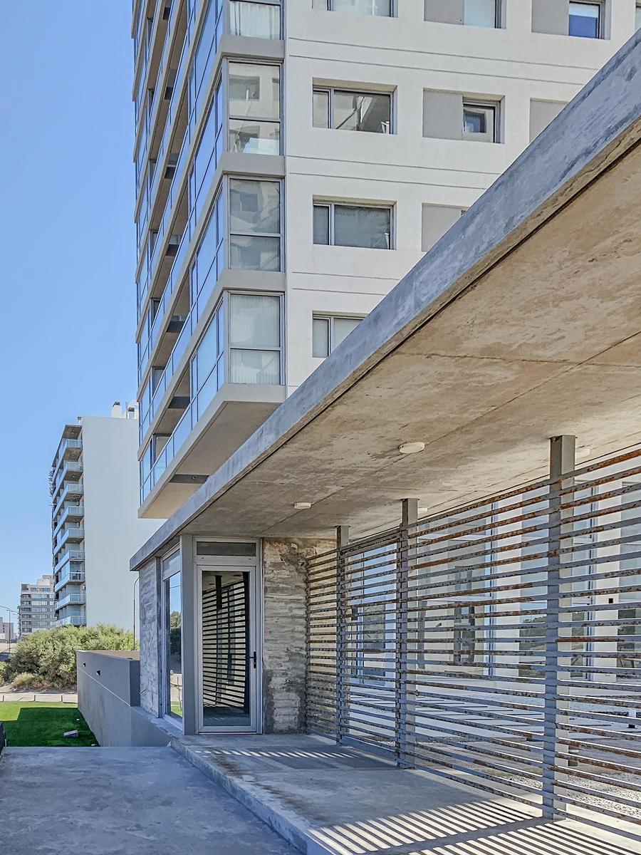 Exclusivo Departamento en Monte Hermoso 2