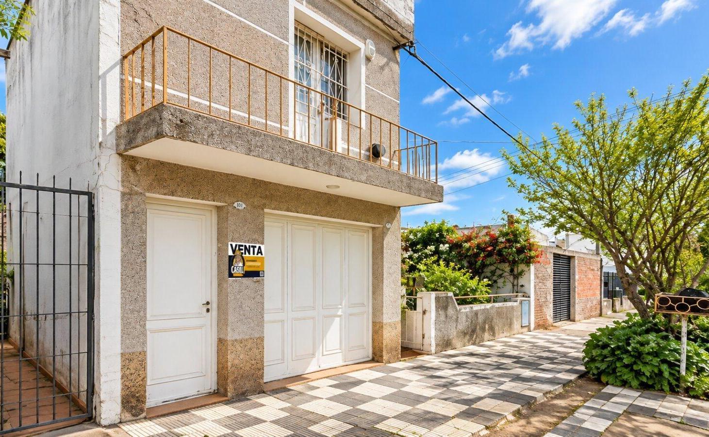 Foto de Casa con departamento independiente en Punta Alta - 11 de Septiembre 157, imagen 2