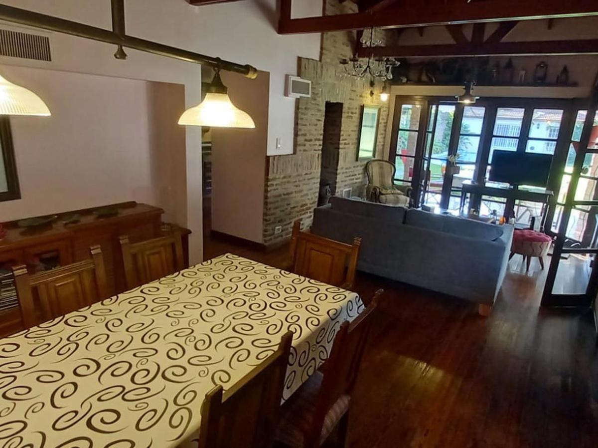 Venta Casa 4 Ambientes Quilmes Residencial 4