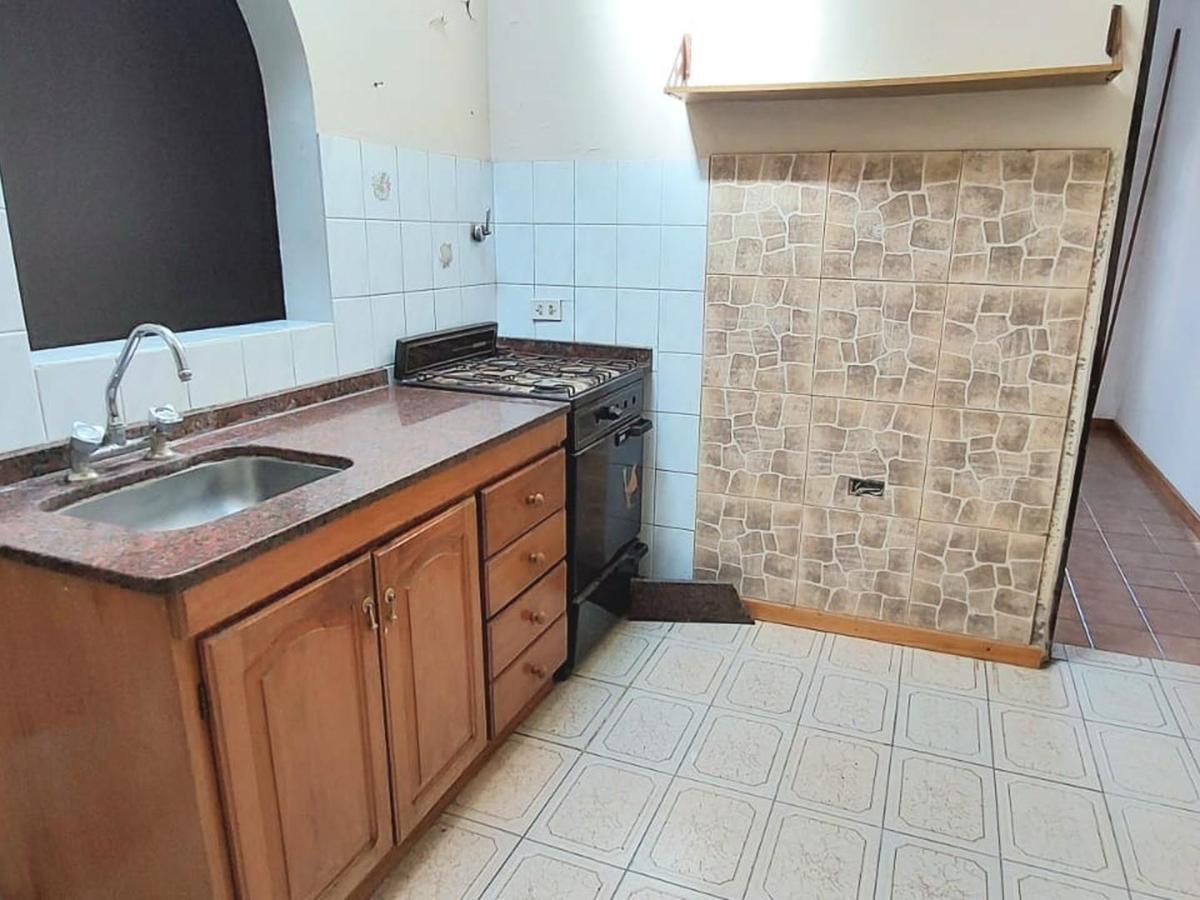 Venta PH Berazategui 2 Ambientes con Patio 2
