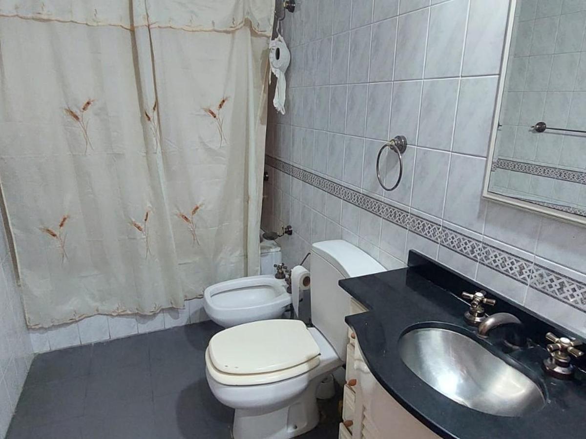 Venta PH 2 Ambientes Quilmes Impecable 2