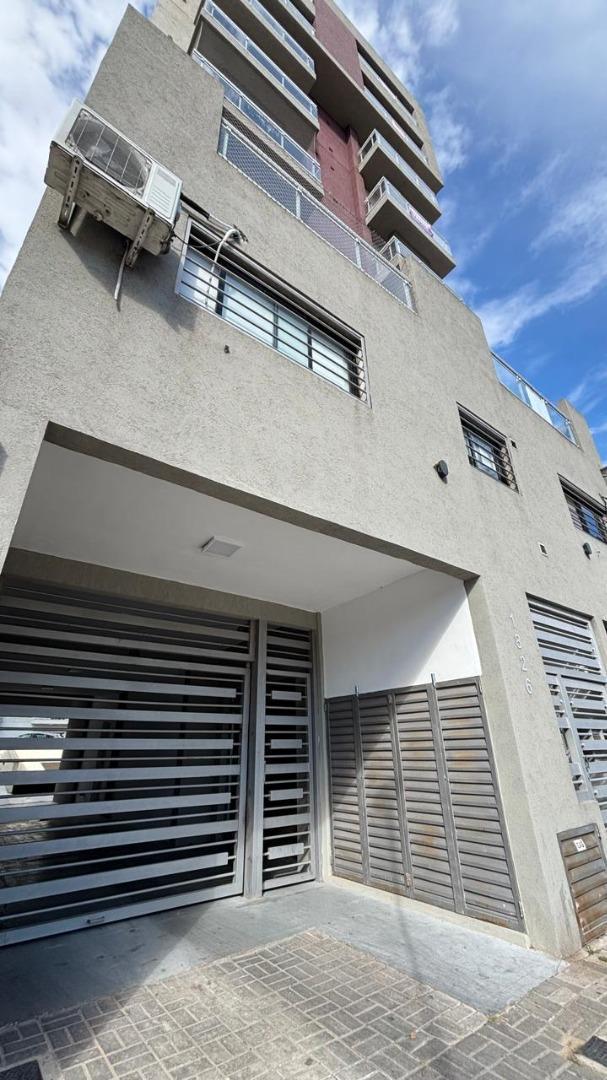 VENTA DEPARTAMENTO 2 AMBIENTES BERAZATEGUI - apto crédito-