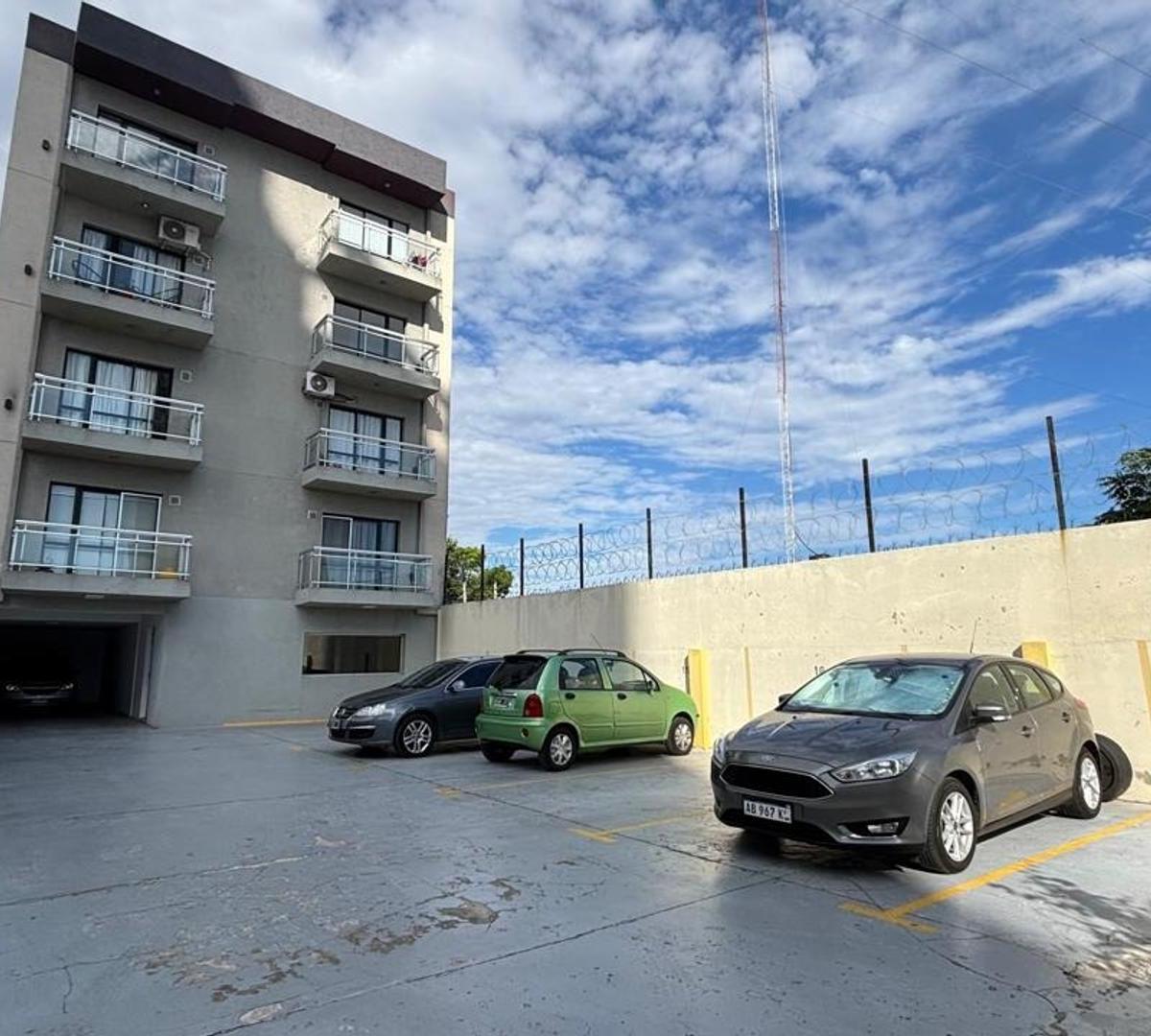 Venta Departamento 2 Amb Berazategui - con Renta 1