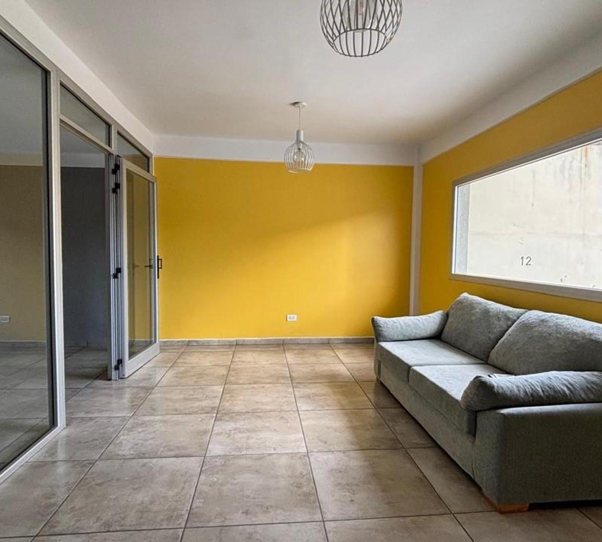Venta Departamento 2 Amb Berazategui - con Renta 2