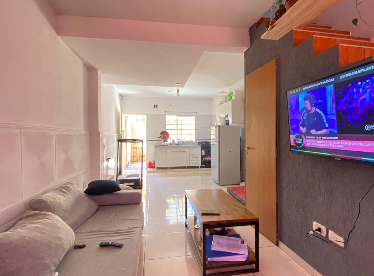 Foto de VENTA DÚPLEX 3 AMB BERAZATEGUI OESTE, imagen 4