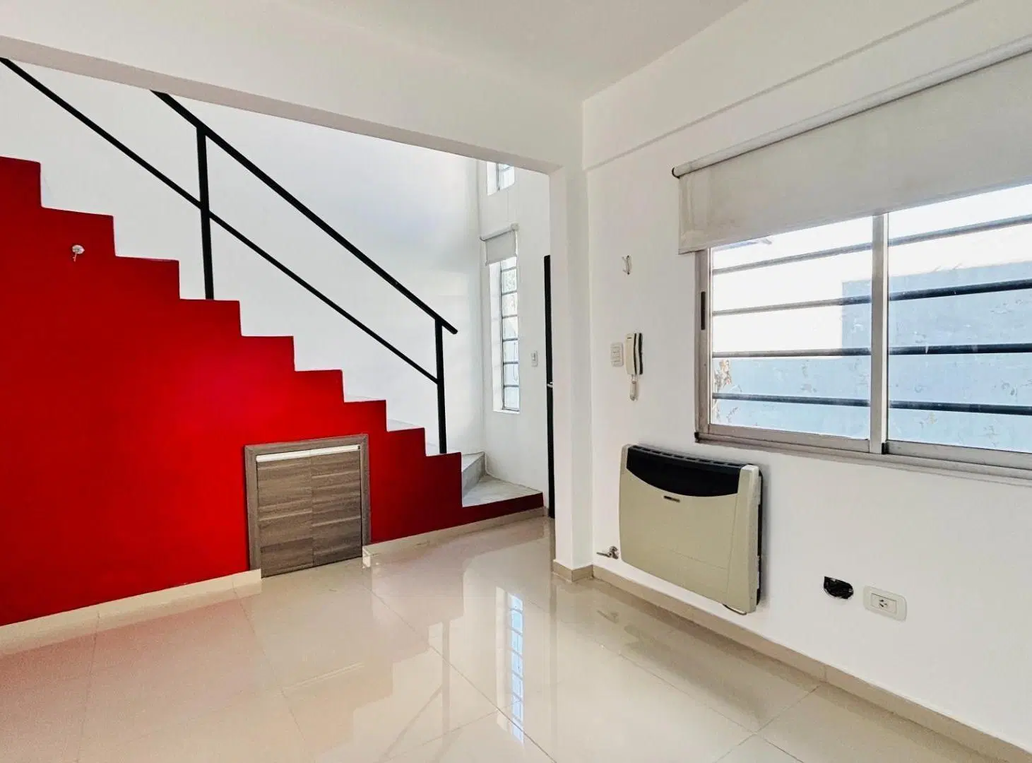 VENTA DÚPLEX 3 AMB COCHERA Y PATIO BERAZATEGUI apto crédito 2