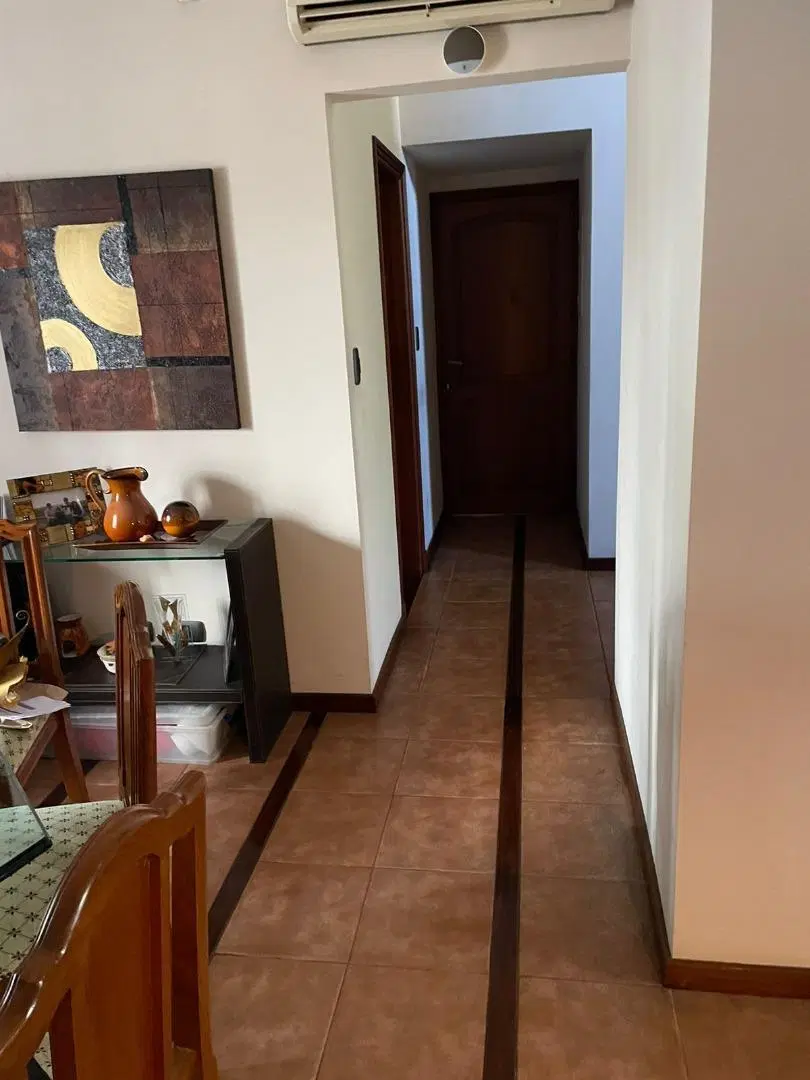 VENTA IMPORTANTE CASA 4 AMB BERNAL BARRIO PARQUE 2