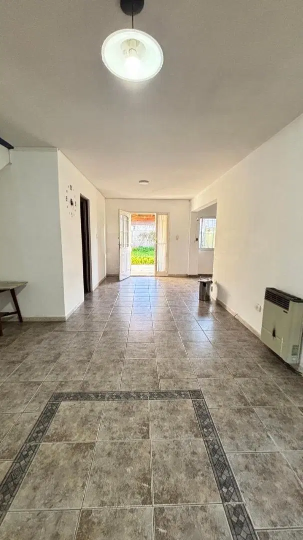 VENTA DUPLEX 3 AMBIENTES CON PARQUE Ranelagh 2