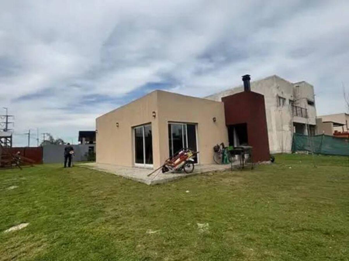 Foto de VENTA LOTE FEDERICO 1- planos y proyecto aprobado- Sourigues, imagen 4