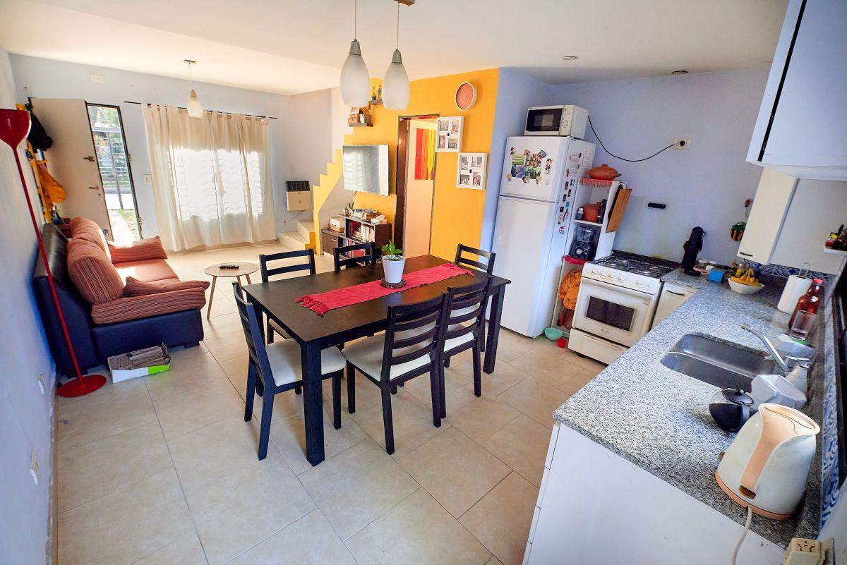 Foto de VENTA DUPLEX 3 AMB RANELAGH APTO CREDITO, imagen 5