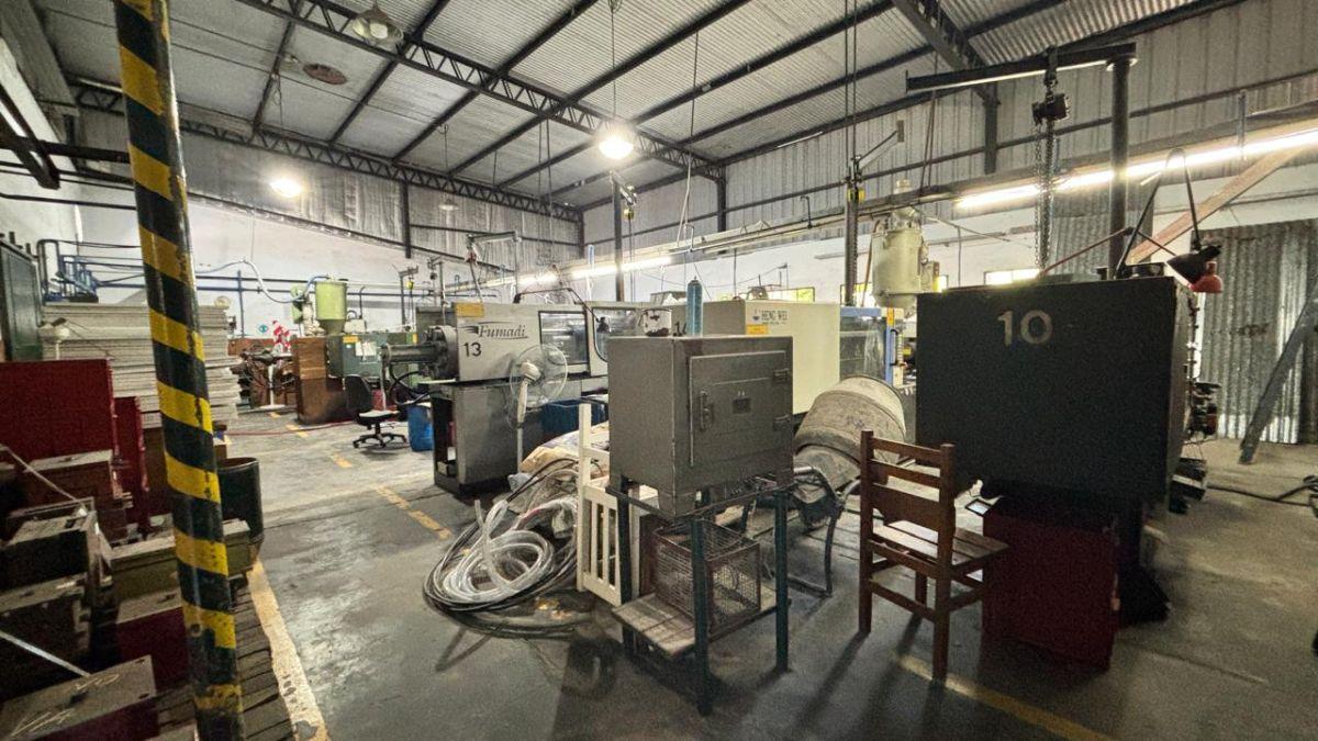 Foto de ALQUILER PREDIO-GALPÓN PARA FABRICA BERAZATEGUI, imagen 1