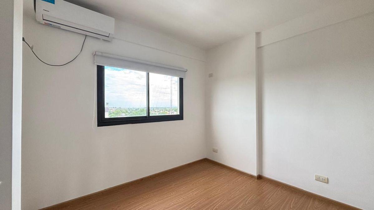 Foto de VENTA DEPARTAMENTO 3 AMBIENTES BERAZATEGUI CON COCHERA, imagen 4
