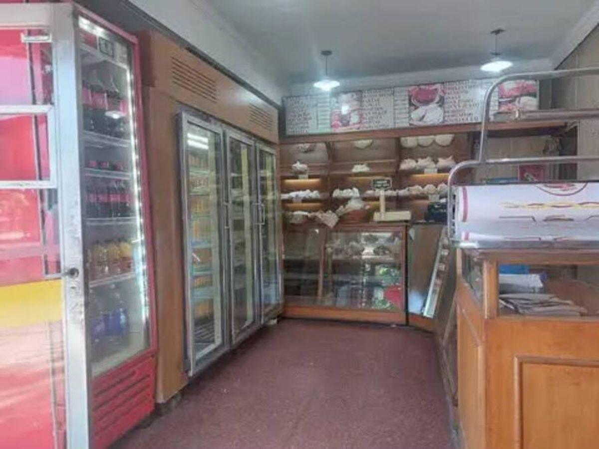 Foto de VENTA LOCAL EN ESQUINA BERAZATEGUI OESTE, imagen 5
