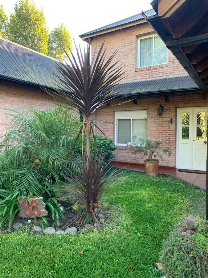 Casa - El Casco De Moreno 3