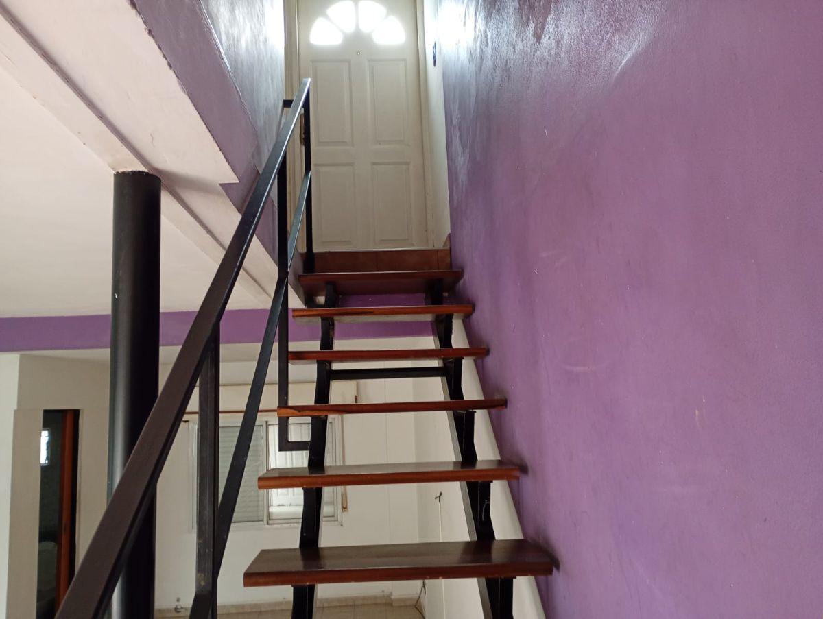 Foto de ALQUILER DEPARTAMENTO PLANTA ALTA CONTRAFRENTE VILLA MAIPU SAN AMRTIN, imagen 5