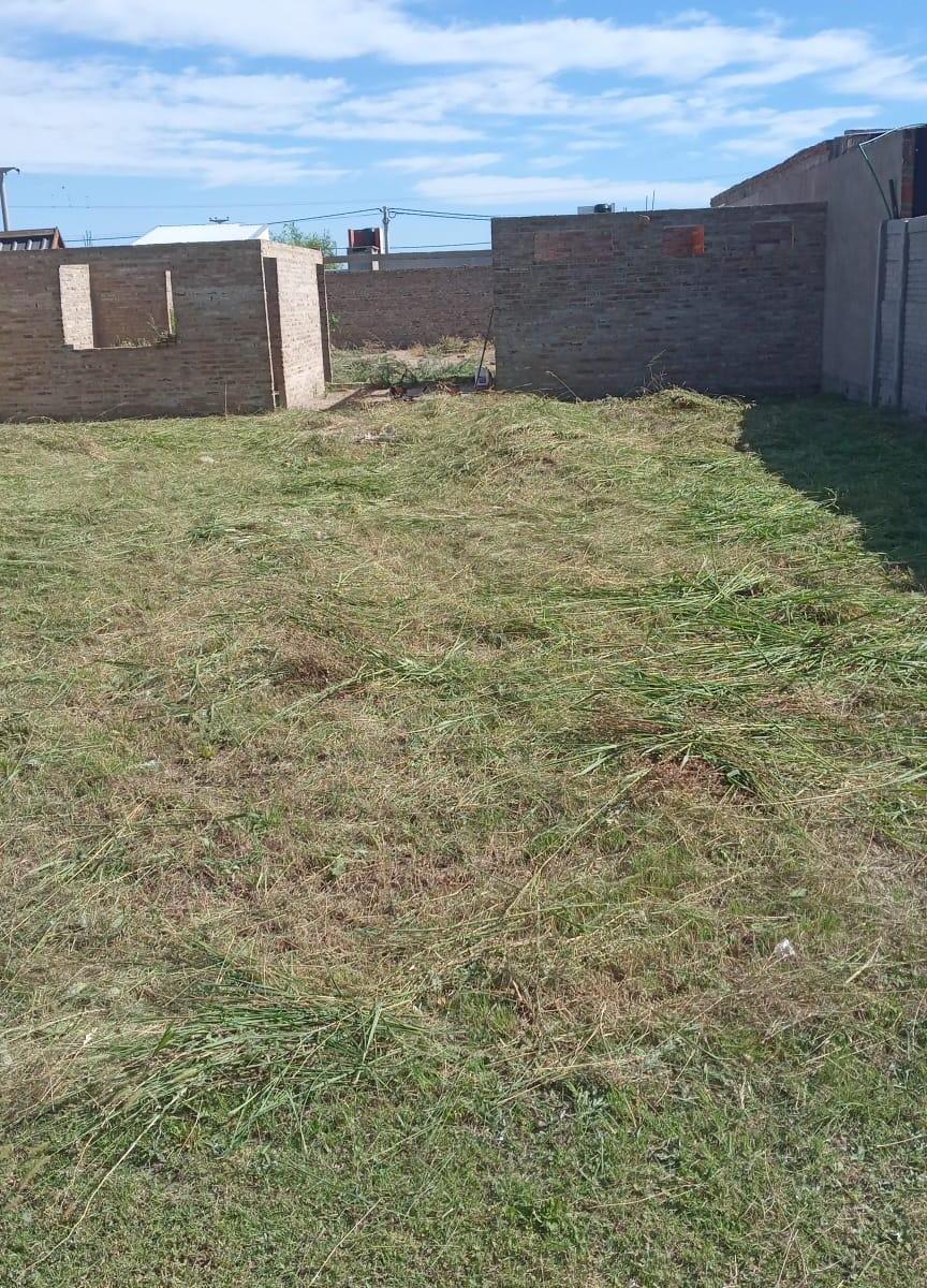 Fincas del Rosedal. Terreno con Construccion a Continuar. 2