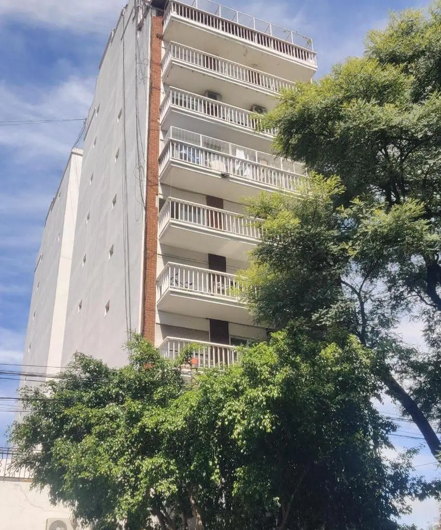 Alquiler 2 ambientes con balcón piso alto -Honduras 3800 Palermo- 2