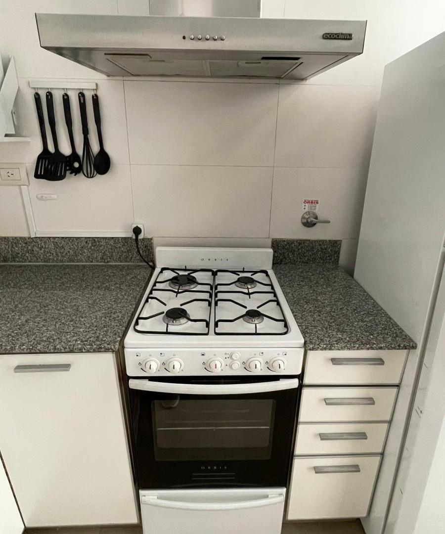 Foto de Venta tres ambientes Palermo. Con patio., imagen 2