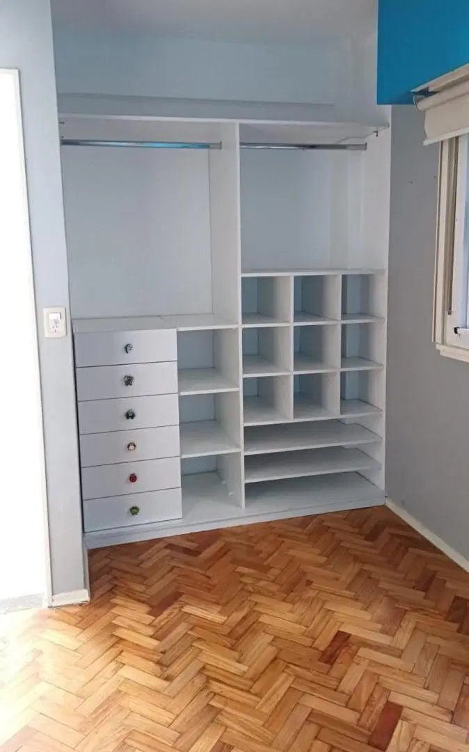 Hermoso tres Ambientes con gran balcón corrido. 8