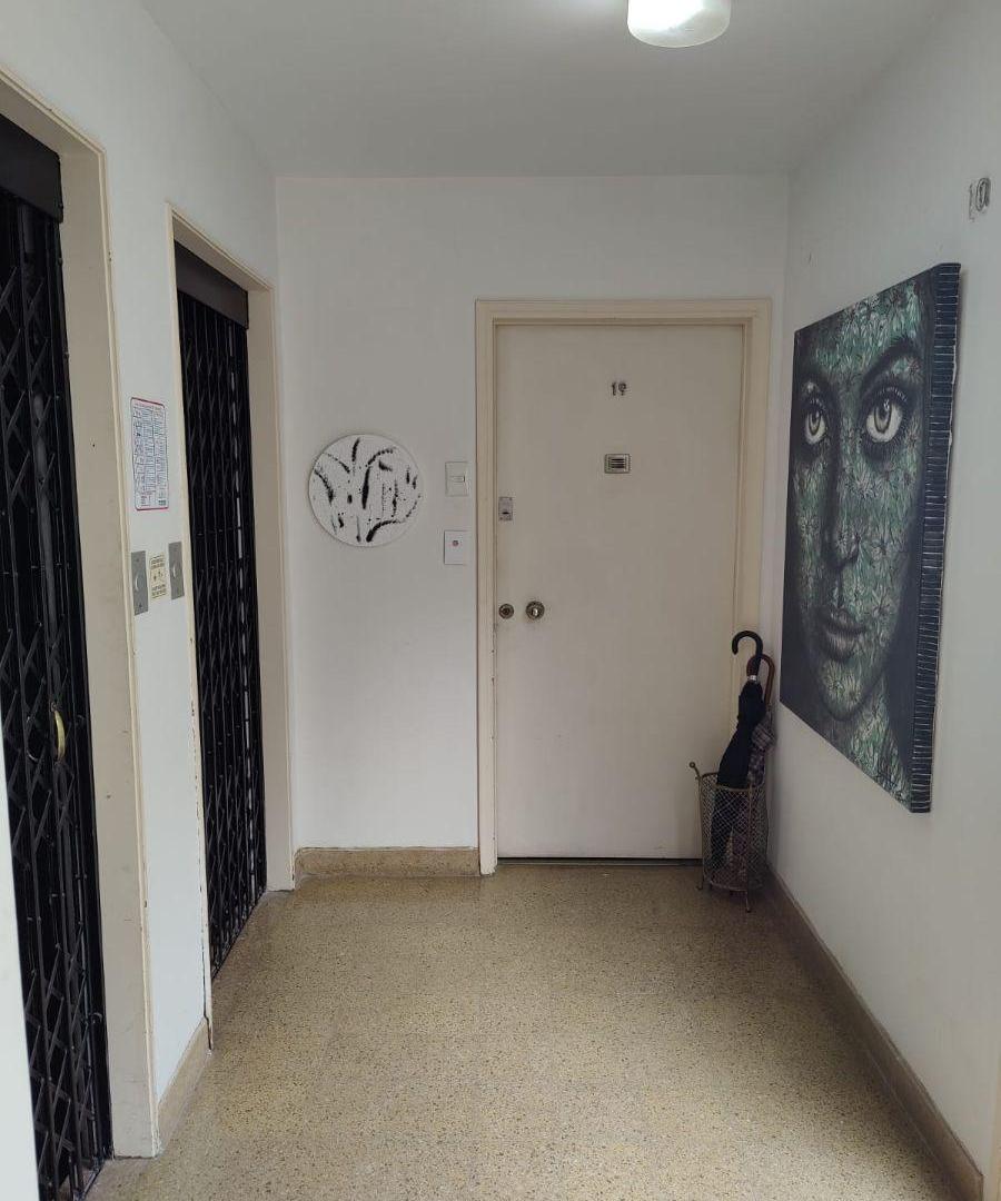 Foto de Parera y Quintana, 3 ambientes con dep en venta piso alto al frente con, imagen 1