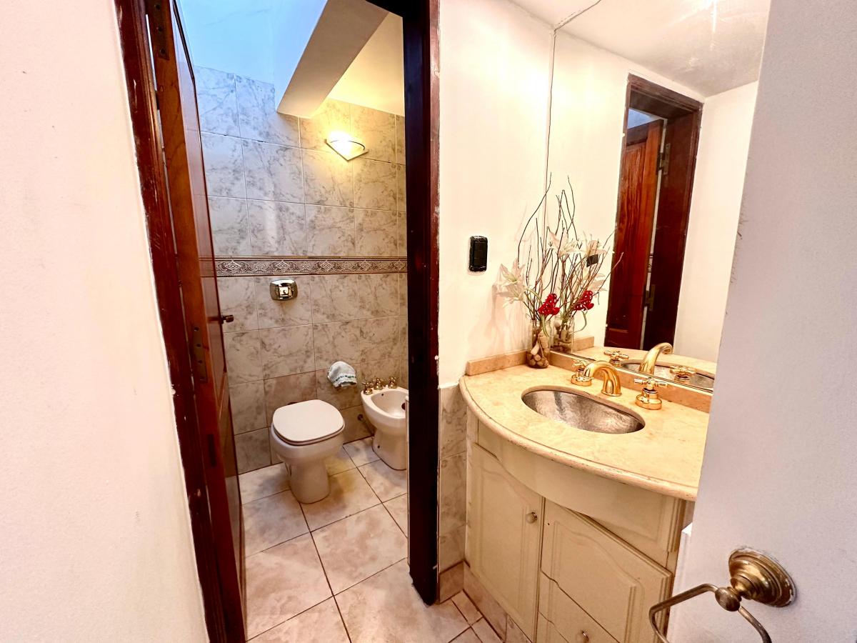 Casa en Venta Villa Belgrano, Av Gauss 4