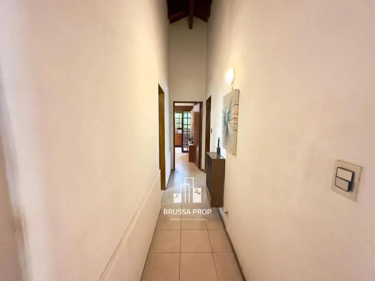 VENDO HERMOSA CASA EN GRANJA DE FUNES 5