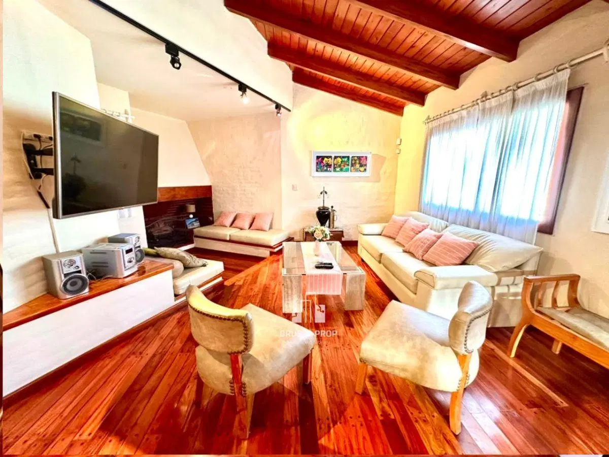 Casa en venta en Valle del Cerro 8