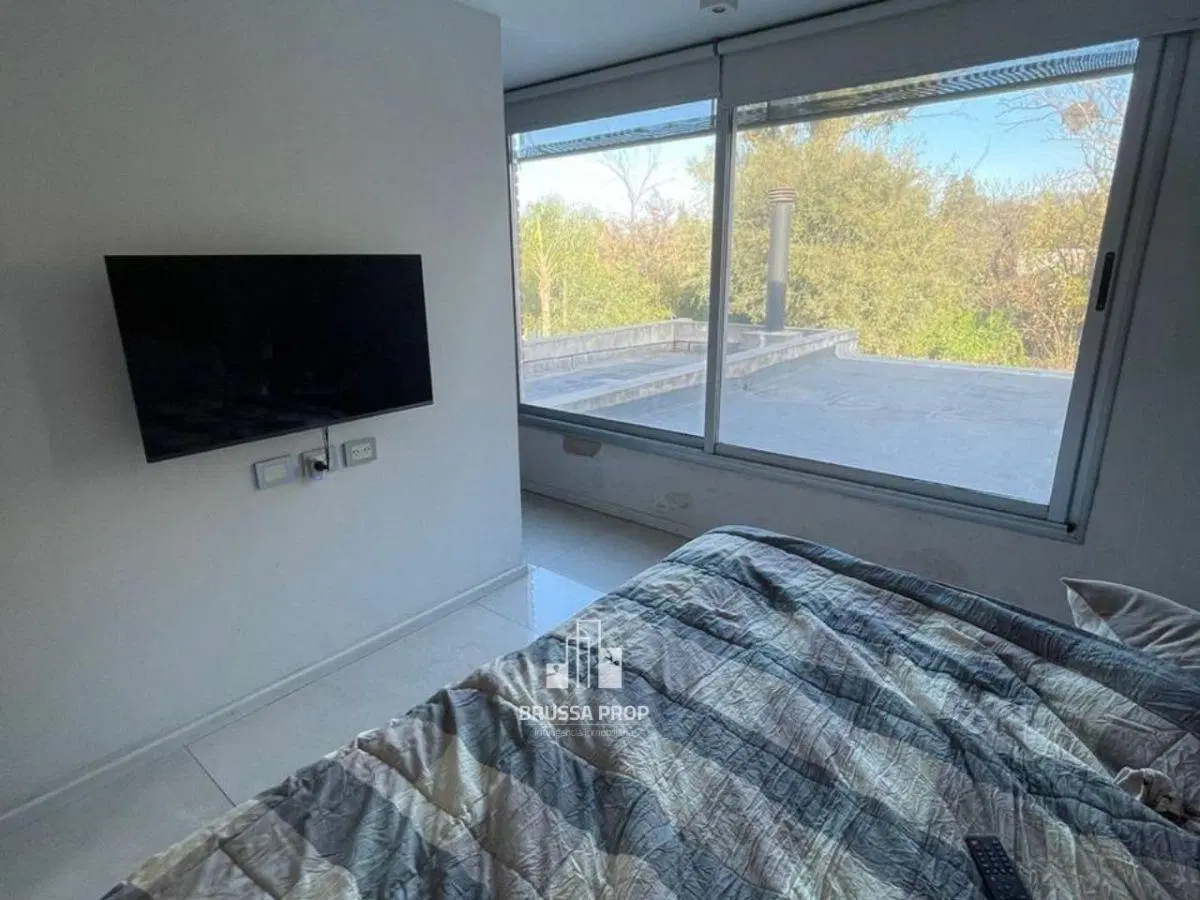 Casa moderna en Valle Escondido – Barrio Los Cielos 8