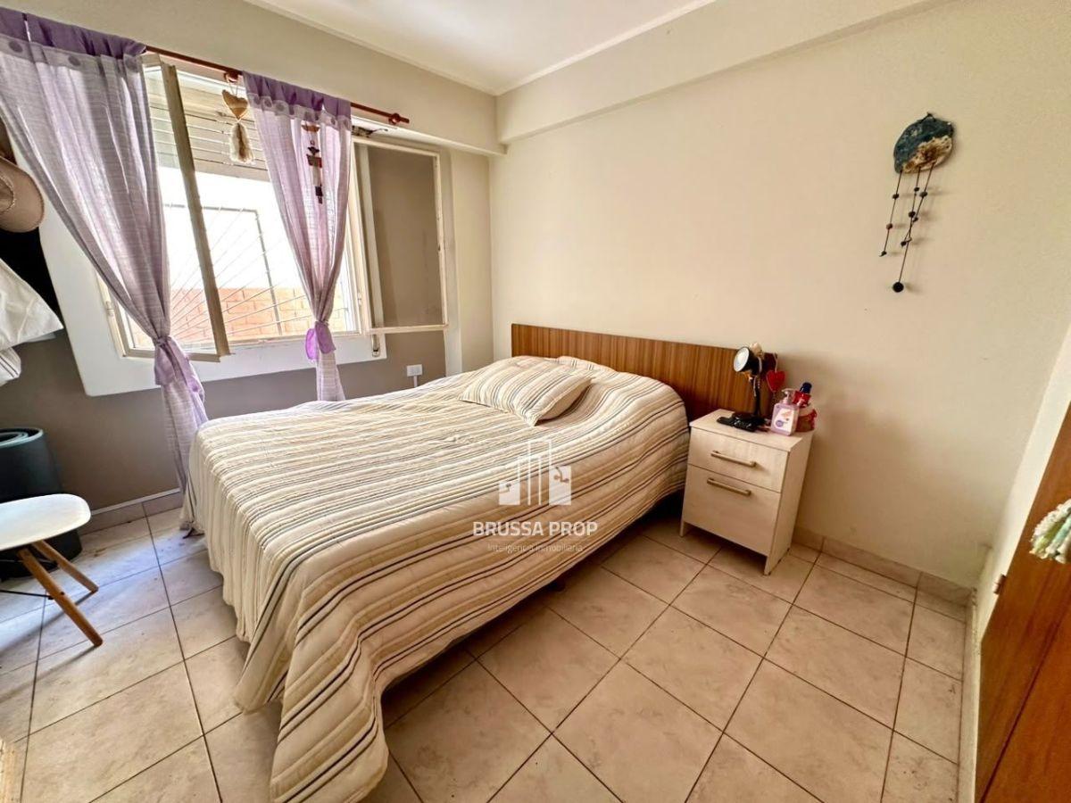 Foto de DPTO EN VENTA / 3 DORMITORIOS / 2 BAÑOS. / SUCRE AL 200, imagen 3