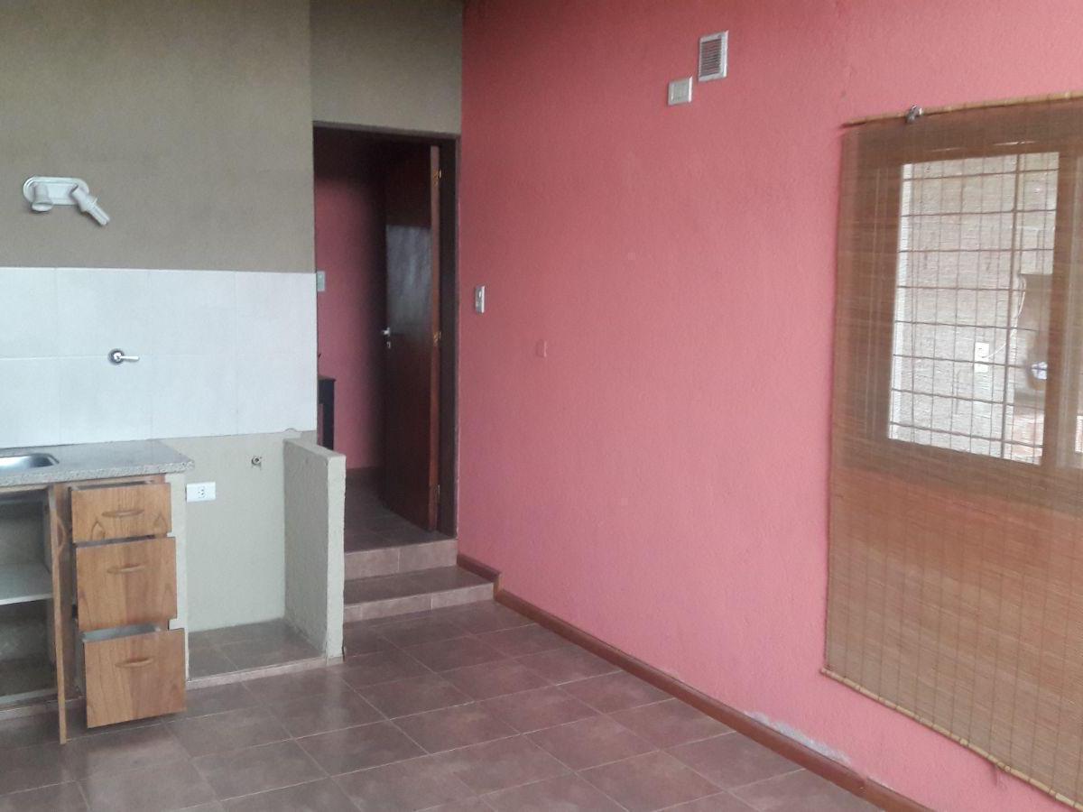 Venta de Complejo de 6 Cabañas C/ Cochera en Cosquín 4
