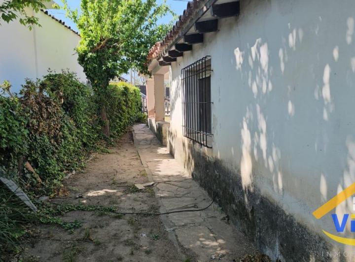 Casa en venta de 3 dormitorios c/ cochera en La Falda 5