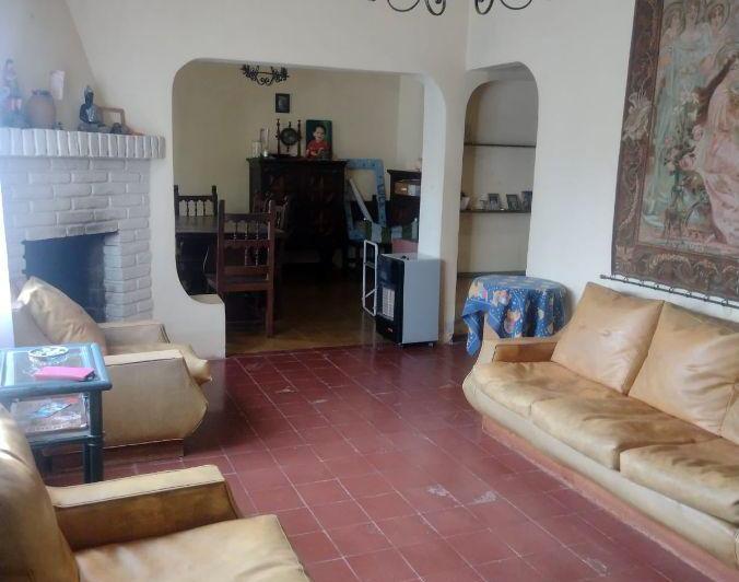 VENTA CASA de 3 dormitorios c/ cochera en Cosquín 4