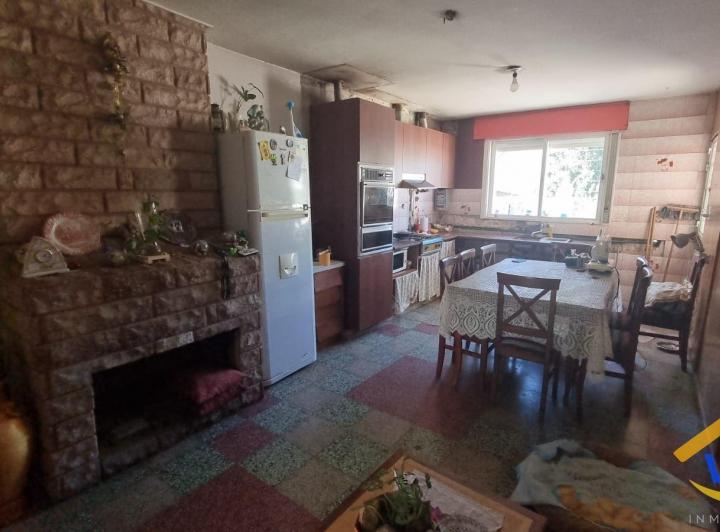 VENTA CASA de 3 dormitorios c/ cochera en Cosquín 5