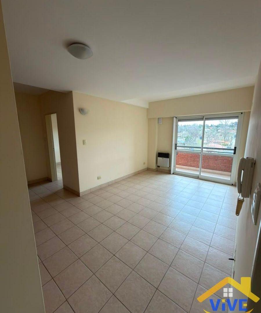 Departamento en alquiler c/ cochera en La Falda