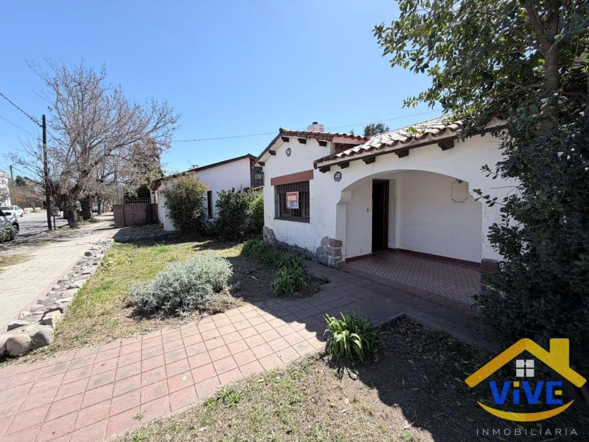 Foto de Casa en venta c/ cochera en Cosquín, imagen 1