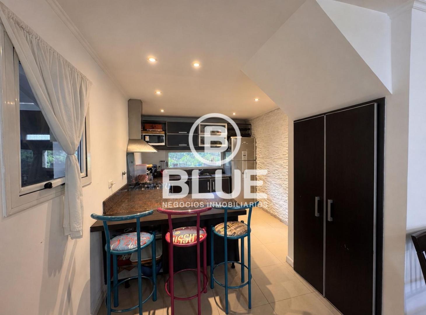Foto de Casa Venta El Rocio - 6 Ambientes., imagen 2