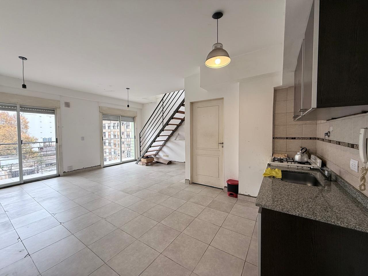 Foto de Departamento Dúplex en Venta en Balvanera, Capital Federal, Buenos Aires, imagen 3