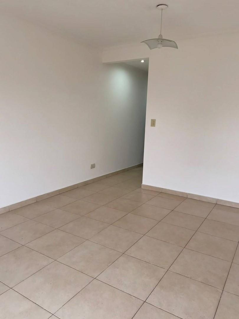 Foto de Departamento Monoambiente en Alquiler en Villa Lugano, Capital Federal, imagen 3