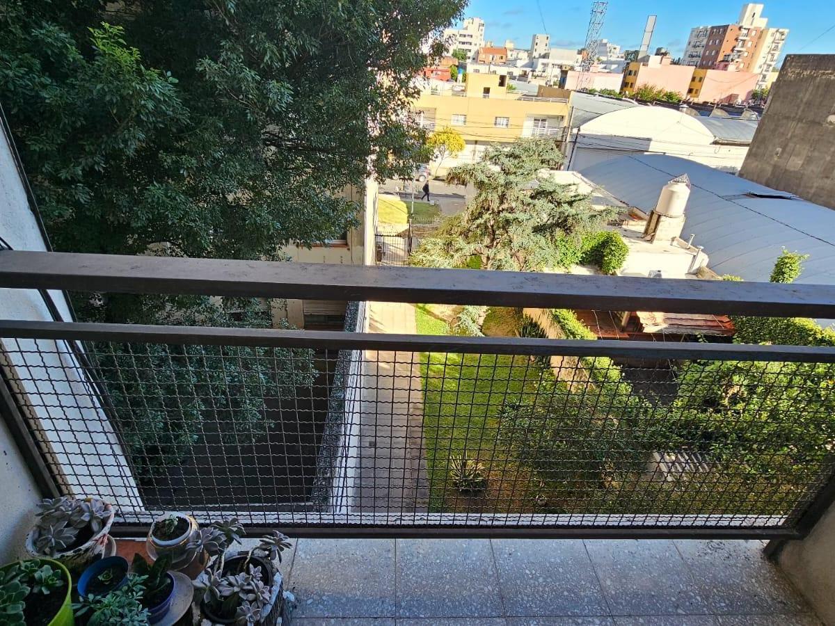 Depto 3 Dorm. con Balcón a Pasos del Centro y Apto Crédito B Alberdi 2