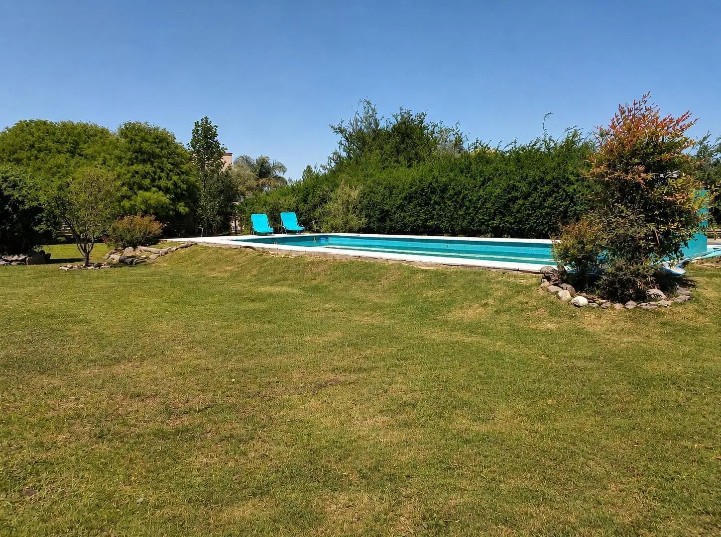 Casa en Venta - 3 Dormitorios con Piscina y Gran Parque - Country Causana 2