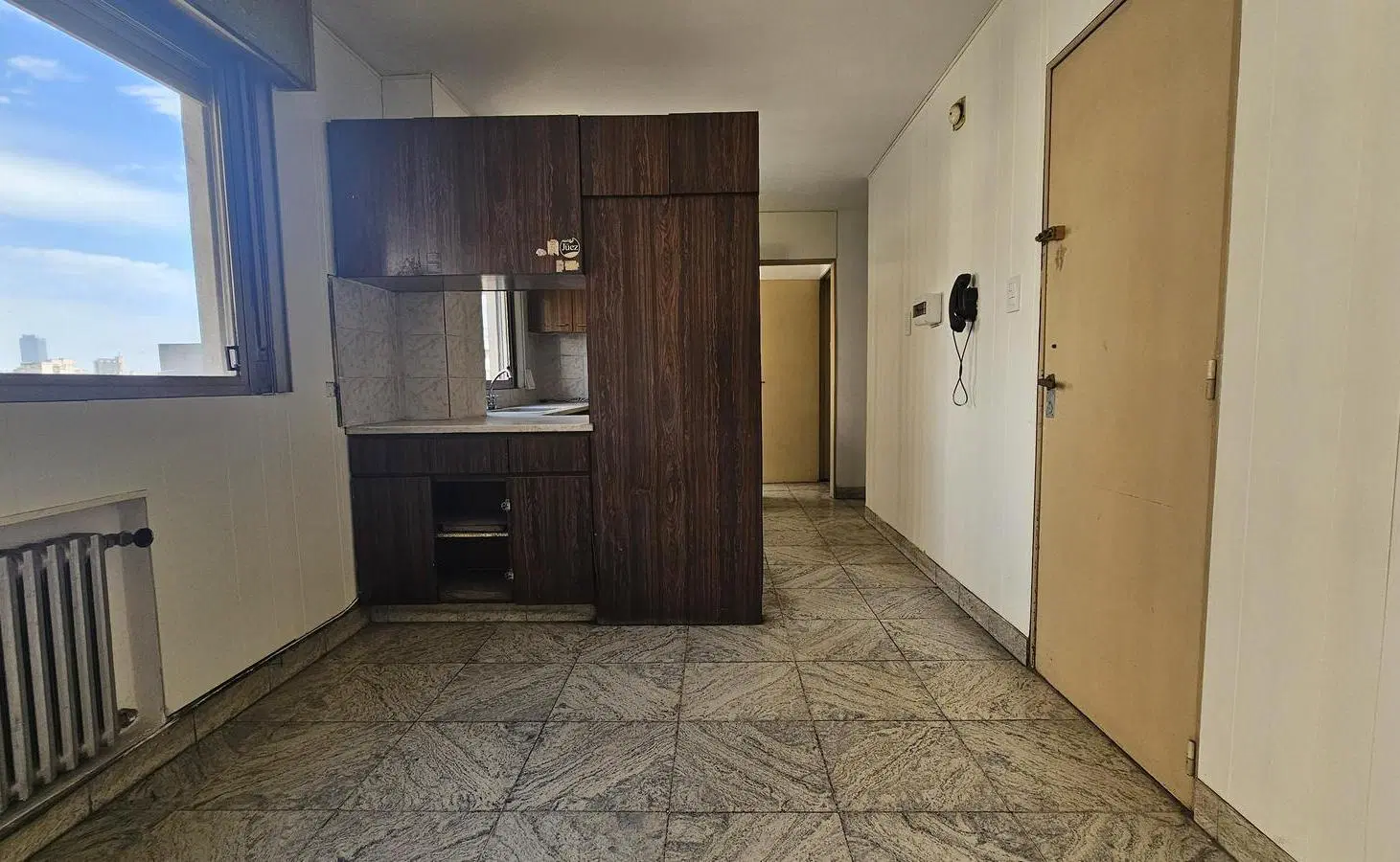 Piso completo en Bv. Chacabuco al 300, a una cuadra de Nueva Córdoba 2
